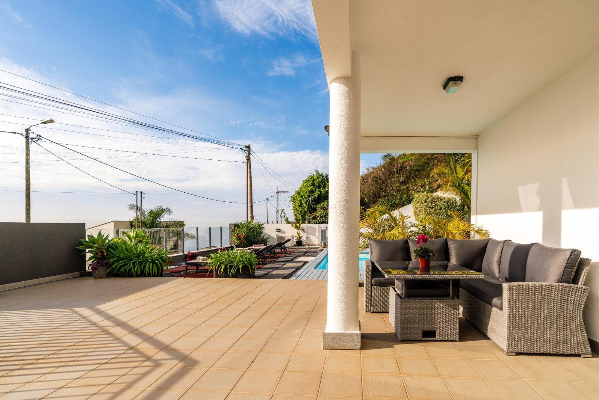 Villa Nunes, Big Holiday House With Private Pool Calheta  Exteriör bild
